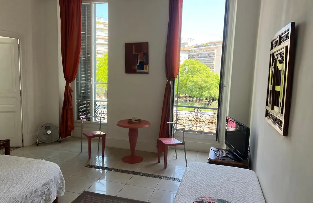 Nice Riviera Sweet Home Chambres D'Hotes-1